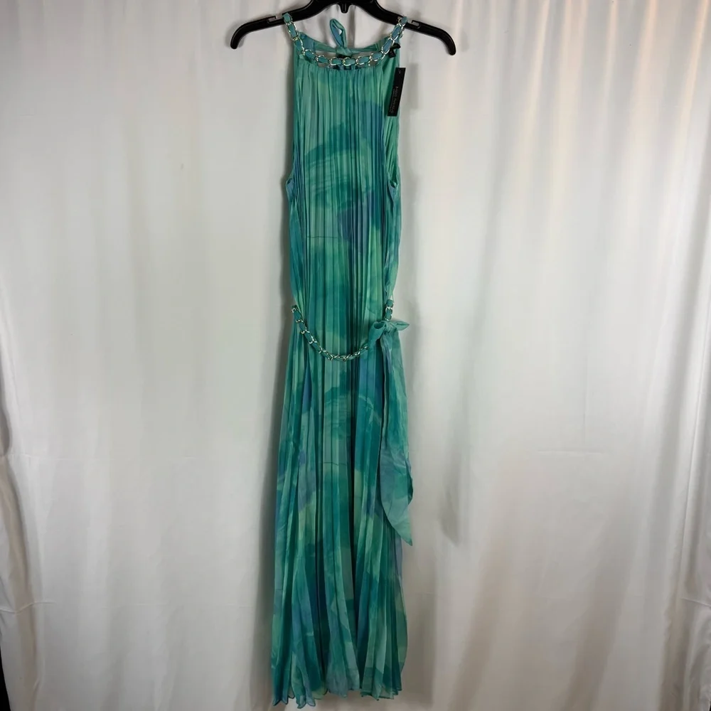 NWT Miss Avenue Vibrant  Green Maxi halter neck Dress size:M